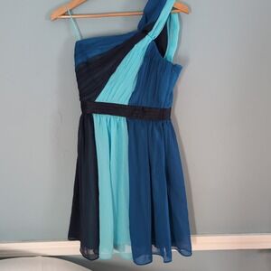 Max and Cleo asymmetrical dress, one shoulder, sheer fabric NWT size 4